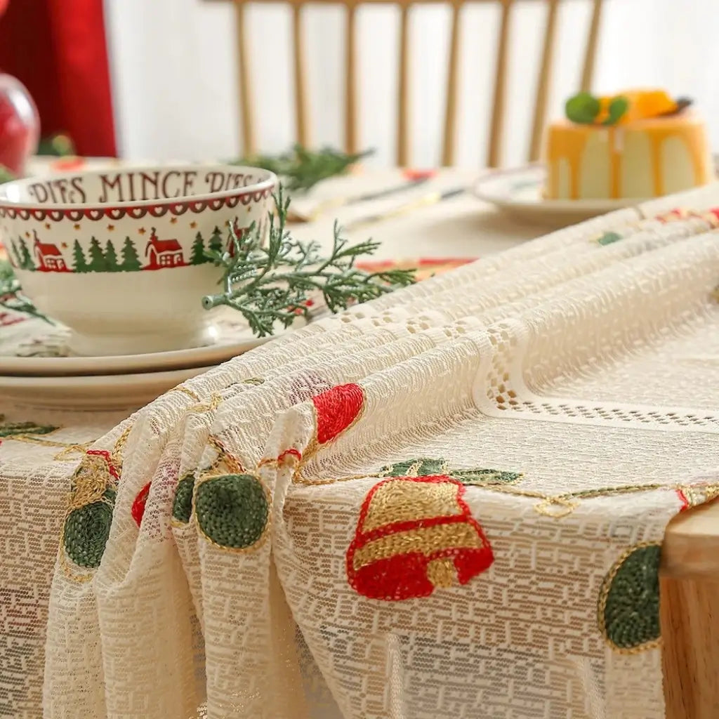 Toalha de Mesa Natalina Decoração de Natal Bordada