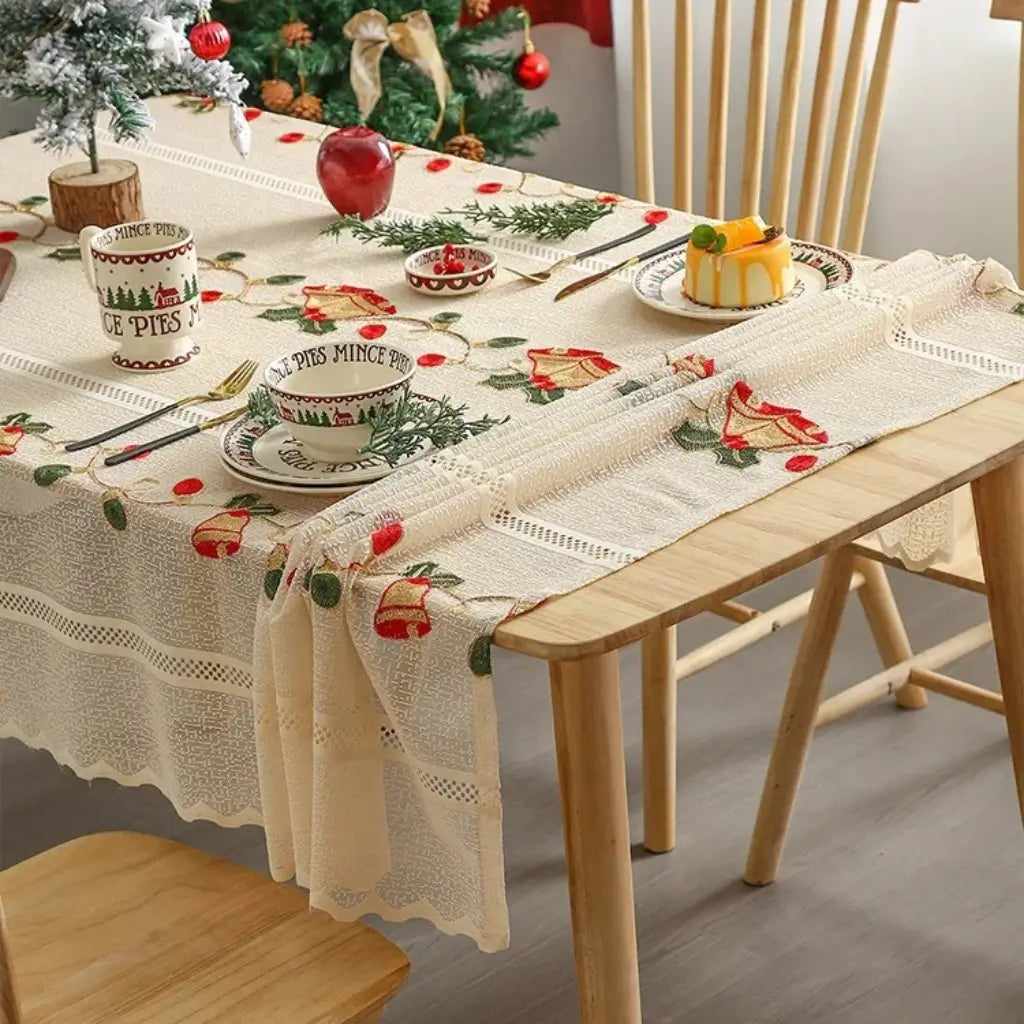 Toalha de Mesa Natalina Decoração de Natal Bordada