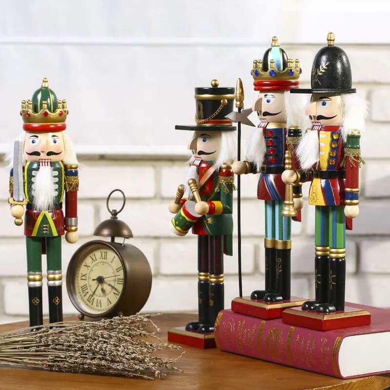 Bonecos Quebra-Nozes Soldados de Madeira Decoração de Natal