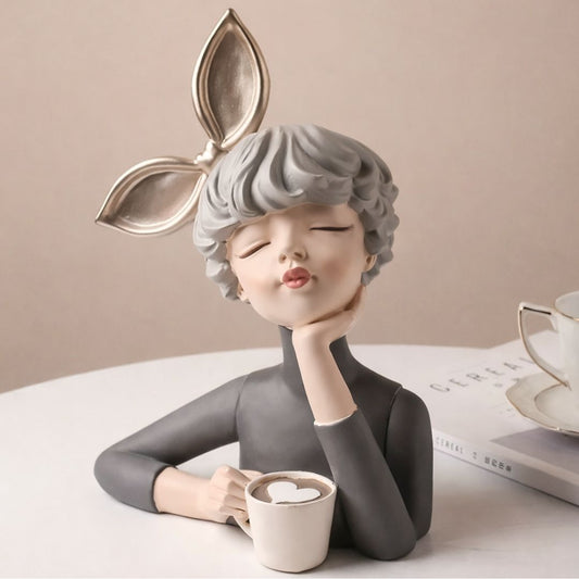 Escultura de Boneca Milly Café Resina - 0055 Conceito 
