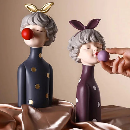 Escultura de Boneca Milly Chiclete Conceito 