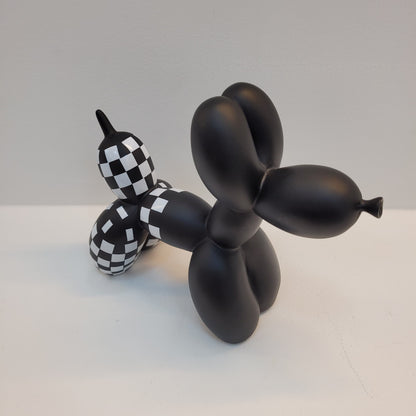 Escultura Doggy Balloon Xadrez Resina - 0016 Conceito 