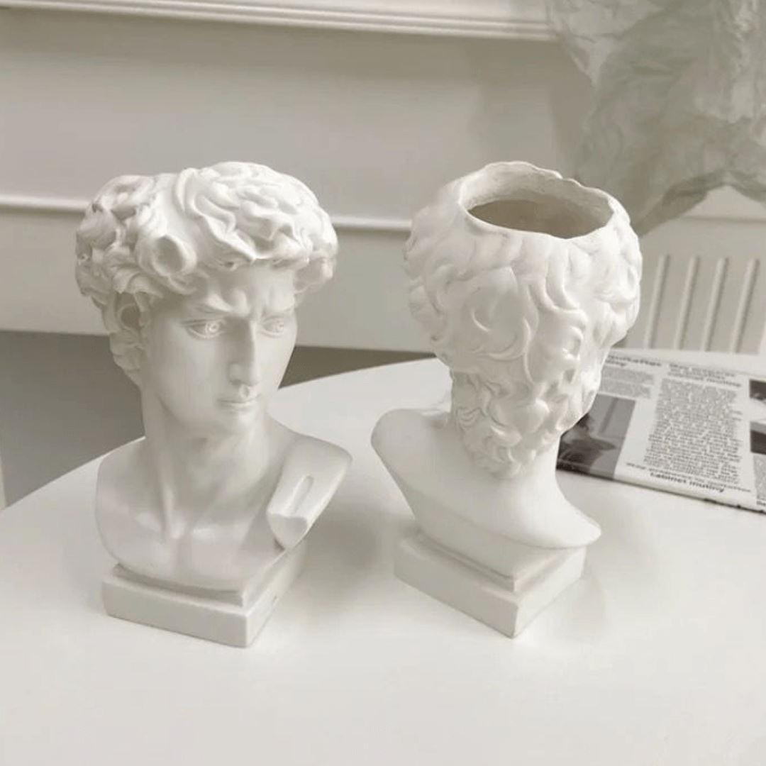 Escultura e Vaso Decorativo David Michelangelo Conceito 