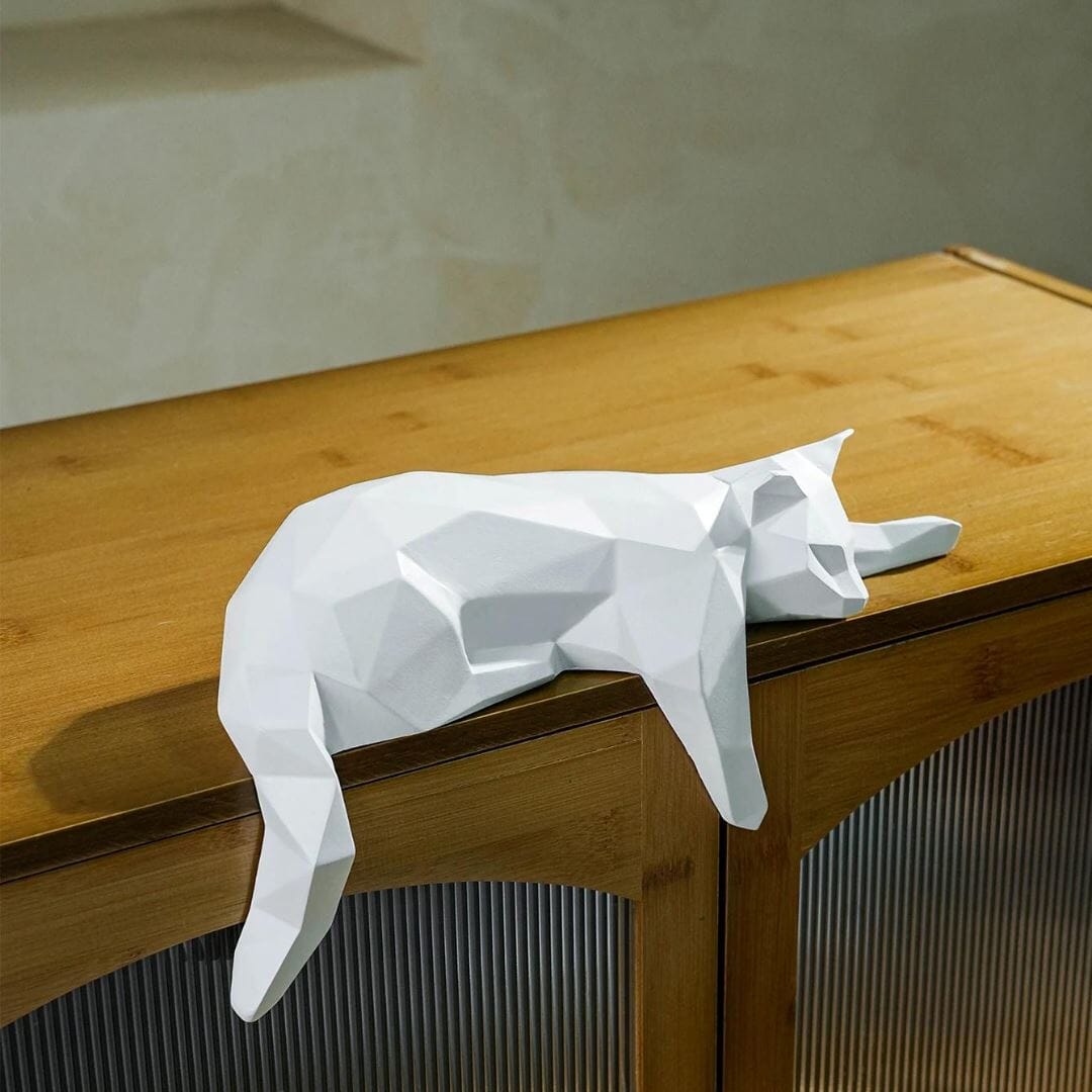 Escultura Geométrica Abstrata Gatinho Deitado Resina - 0082 Conceito 