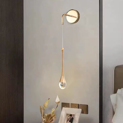 Luminária Arandela Luxuosa em Gota Crystals Conceito 