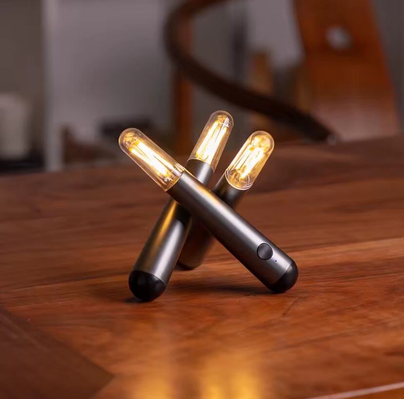 Luminária Móvel Touch de Mesa Artcualda Flame USB Conceito 