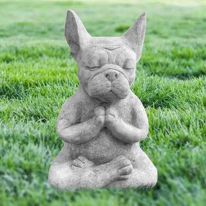 Escultura Bulldog em Meditação Conceito 